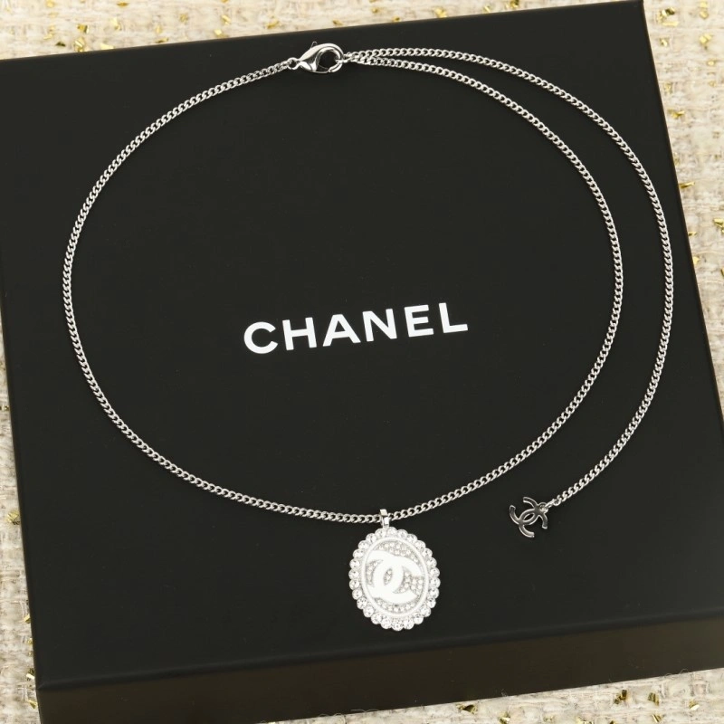 Chanel Necklaces Lightweight 220678