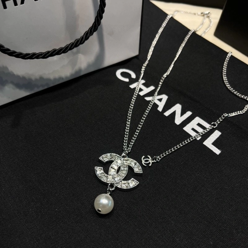 Bold Chanel Necklaces 220675