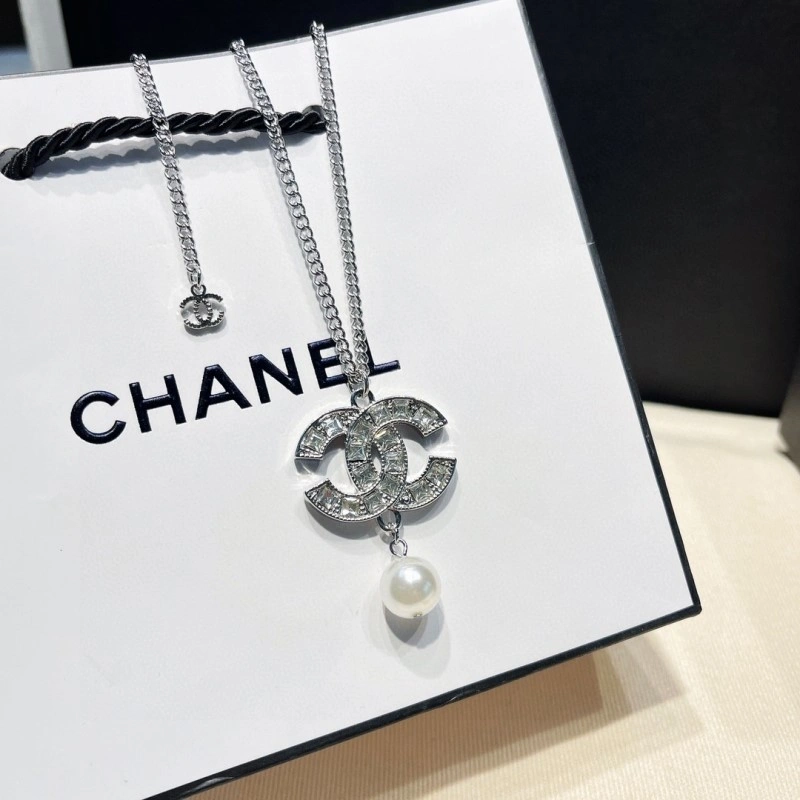 Bold Chanel Necklaces 220675