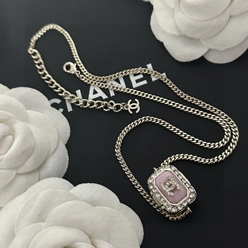 Chanel Necklaces Affordable 220657
