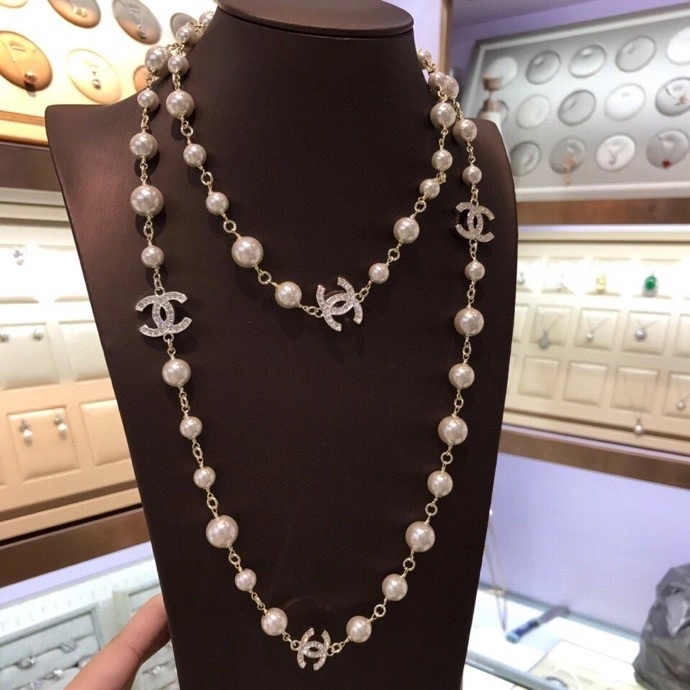 Youthful Chanel Necklaces 220650