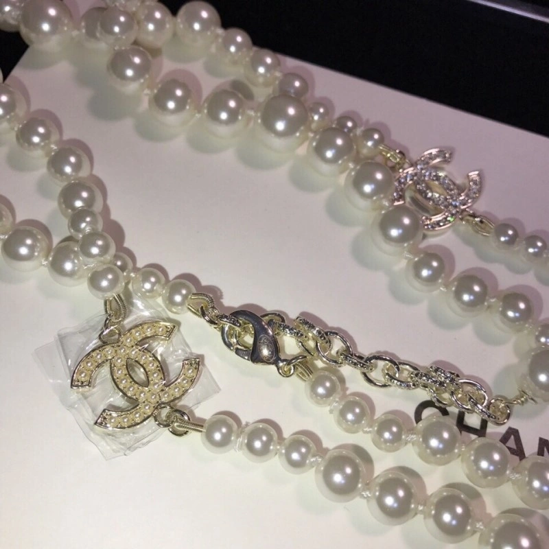 WellDesigned Chanel Necklaces 220641