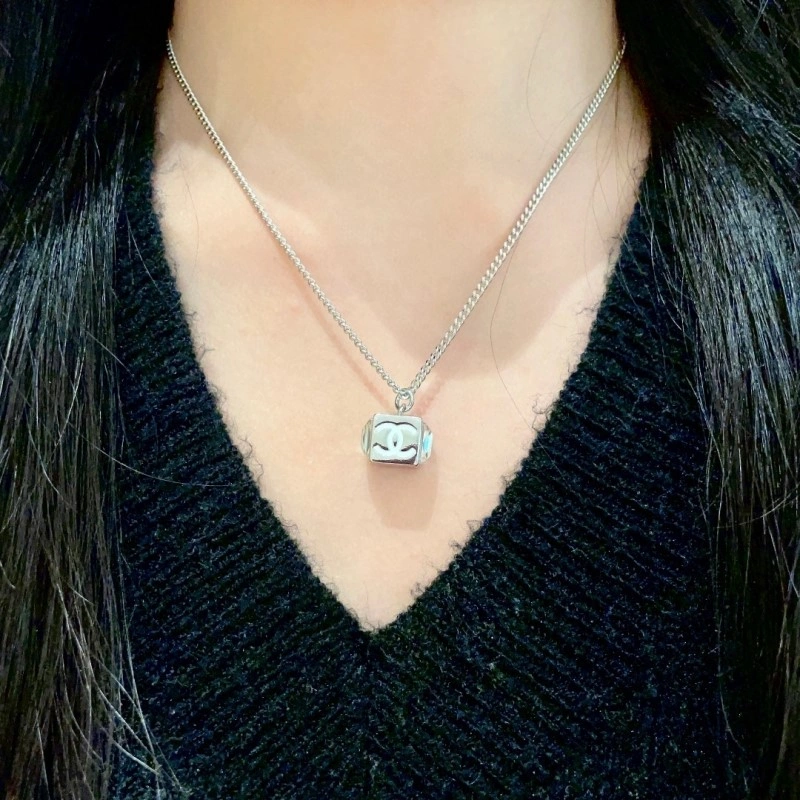 Chanel Necklaces FreshLook 220644