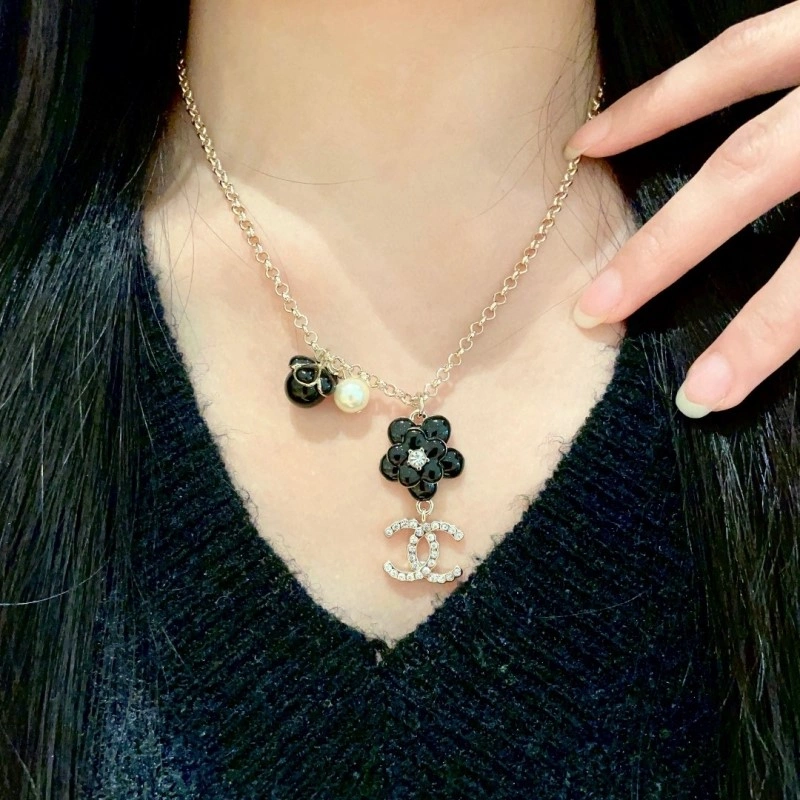 Chanel Necklaces Affordable 220636