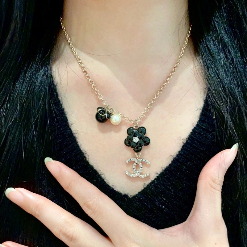 Chanel Necklaces Affordable 220636