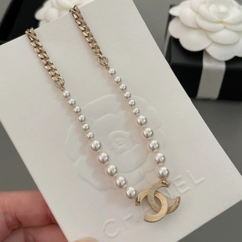Durable Chanel Necklaces 220637