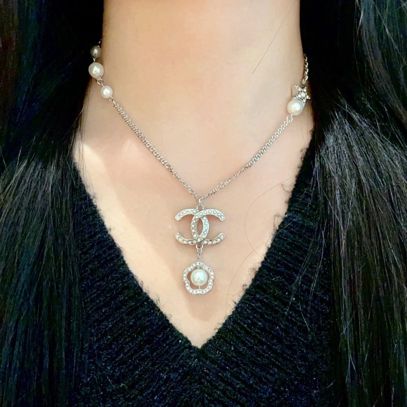 Lightweight Chanel Necklaces 220629