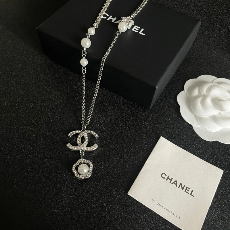 Lightweight Chanel Necklaces 220629
