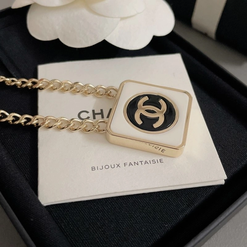 Chanel Necklaces DailyWear 220624