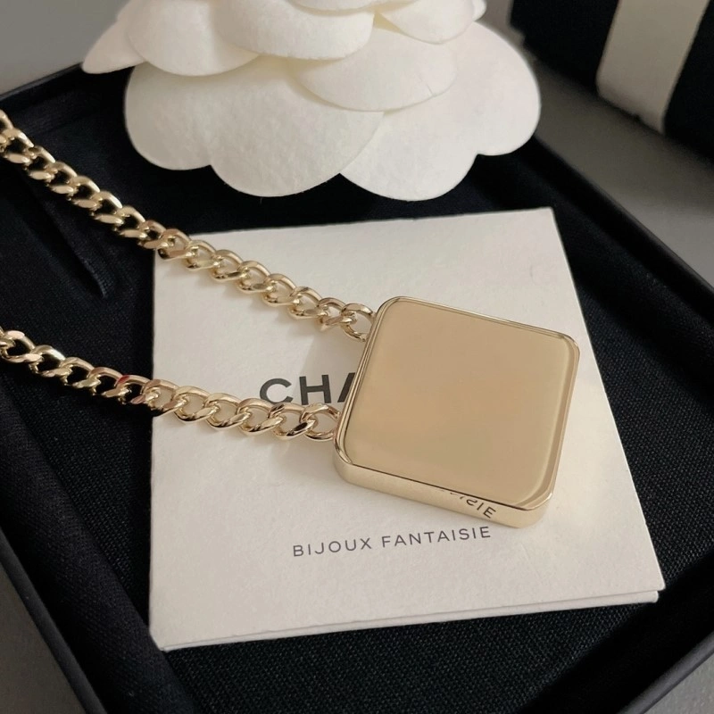 Chanel Necklaces DailyWear 220624