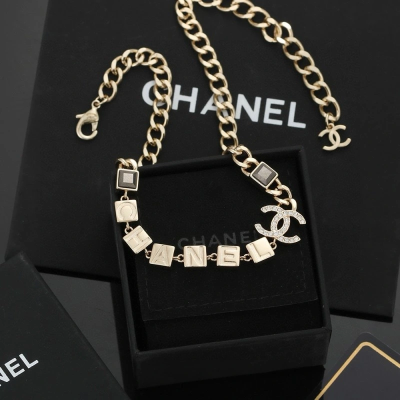 Chanel Necklaces MultiPurpose 220620