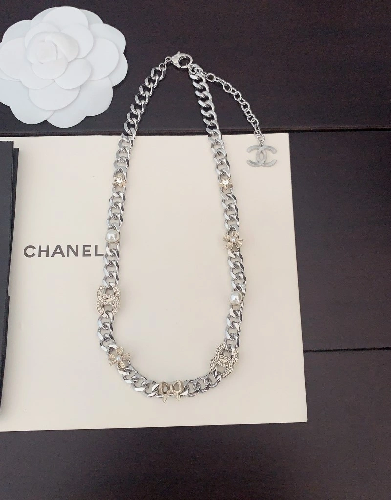 Chanel Necklaces Youthful 220647