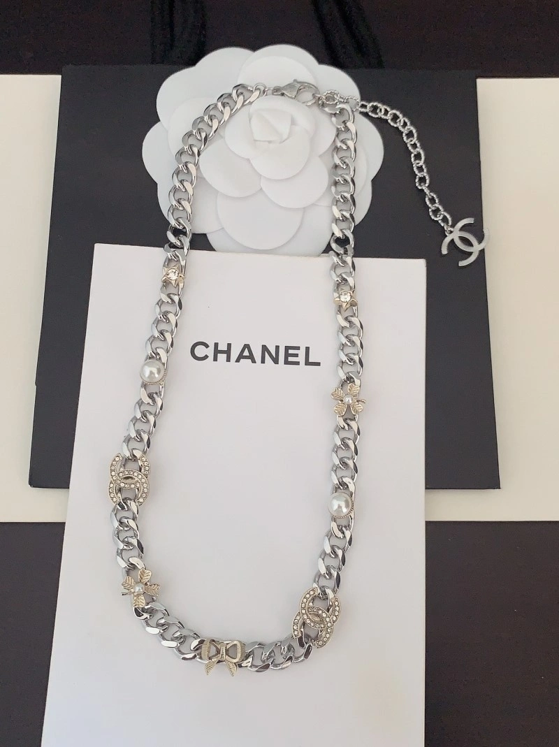 Chanel Necklaces Youthful 220647