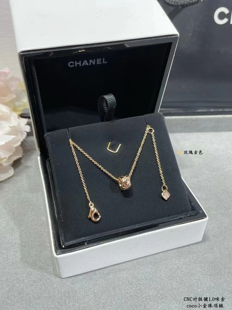 Elegant Chanel Necklaces 220627