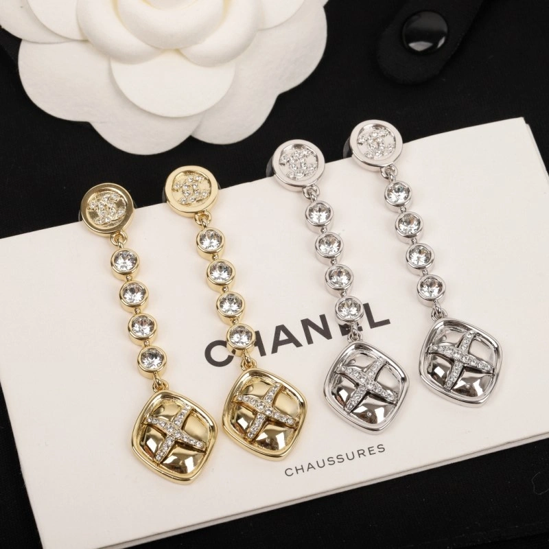 Chanel Necklaces Seasonal 220610