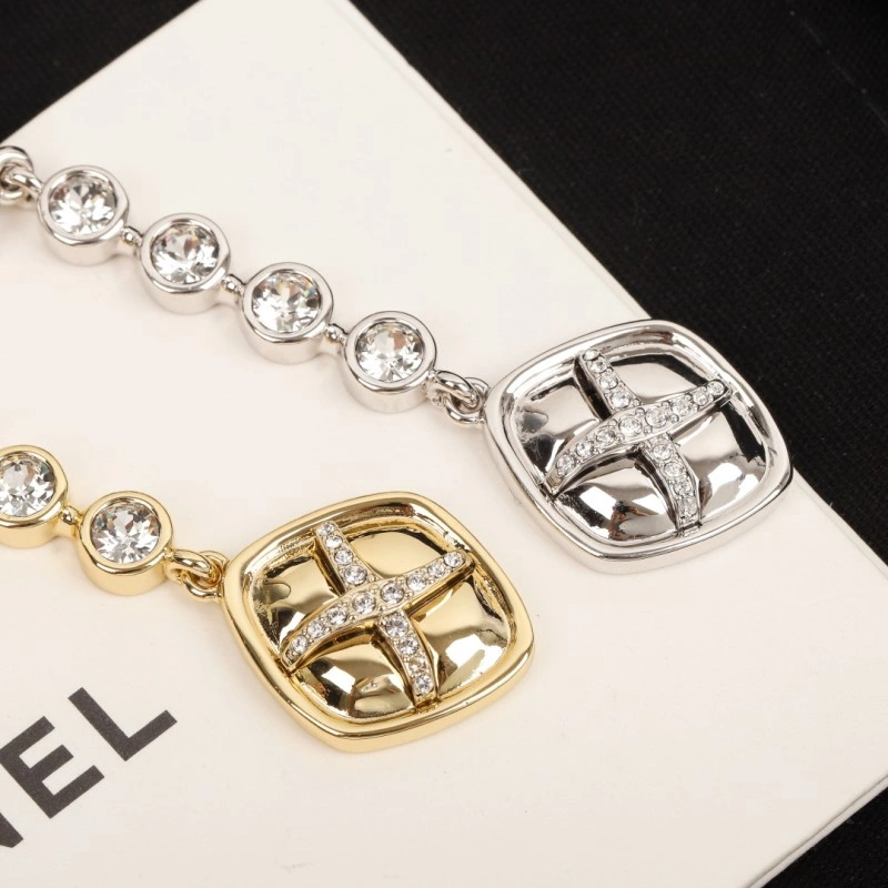 Chanel Necklaces Seasonal 220610