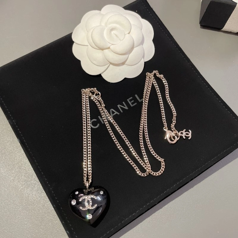 Chanel Necklaces Seasonal 220619