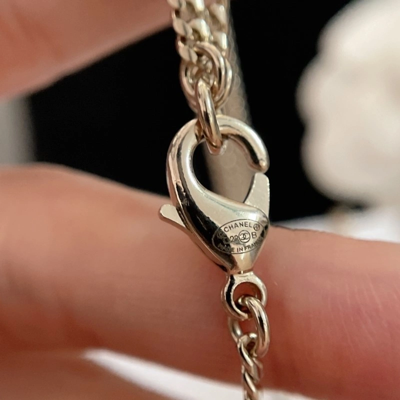 Chanel Necklaces Seasonal 220619