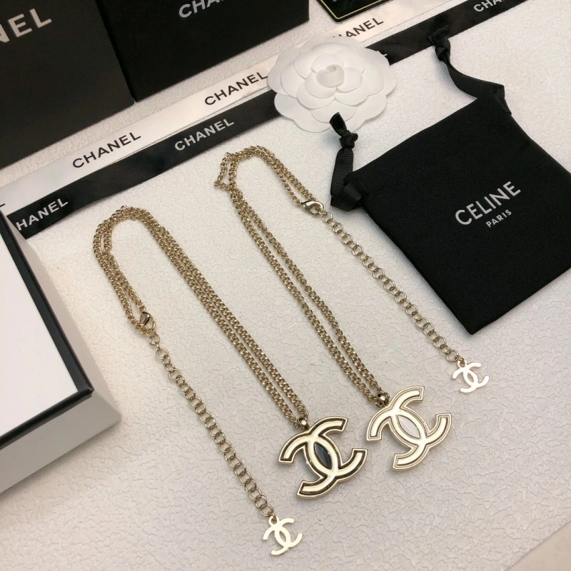 Chanel Necklaces Colorful 220609