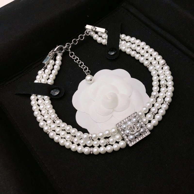 Breathable Chanel Necklaces 220682