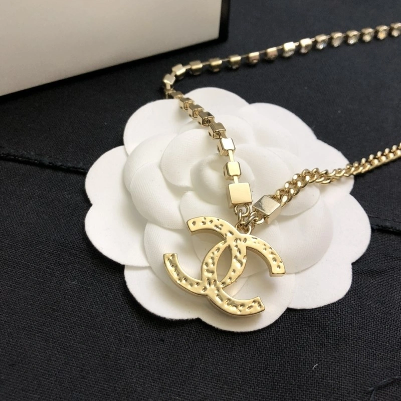 Chanel Necklaces Original 220625