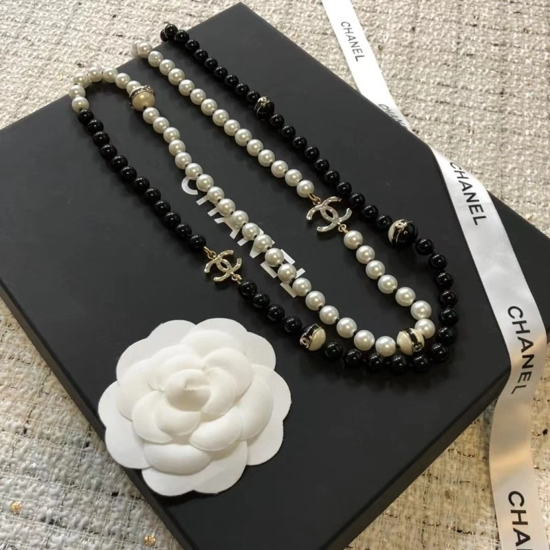 Chanel Necklaces Functional 220603