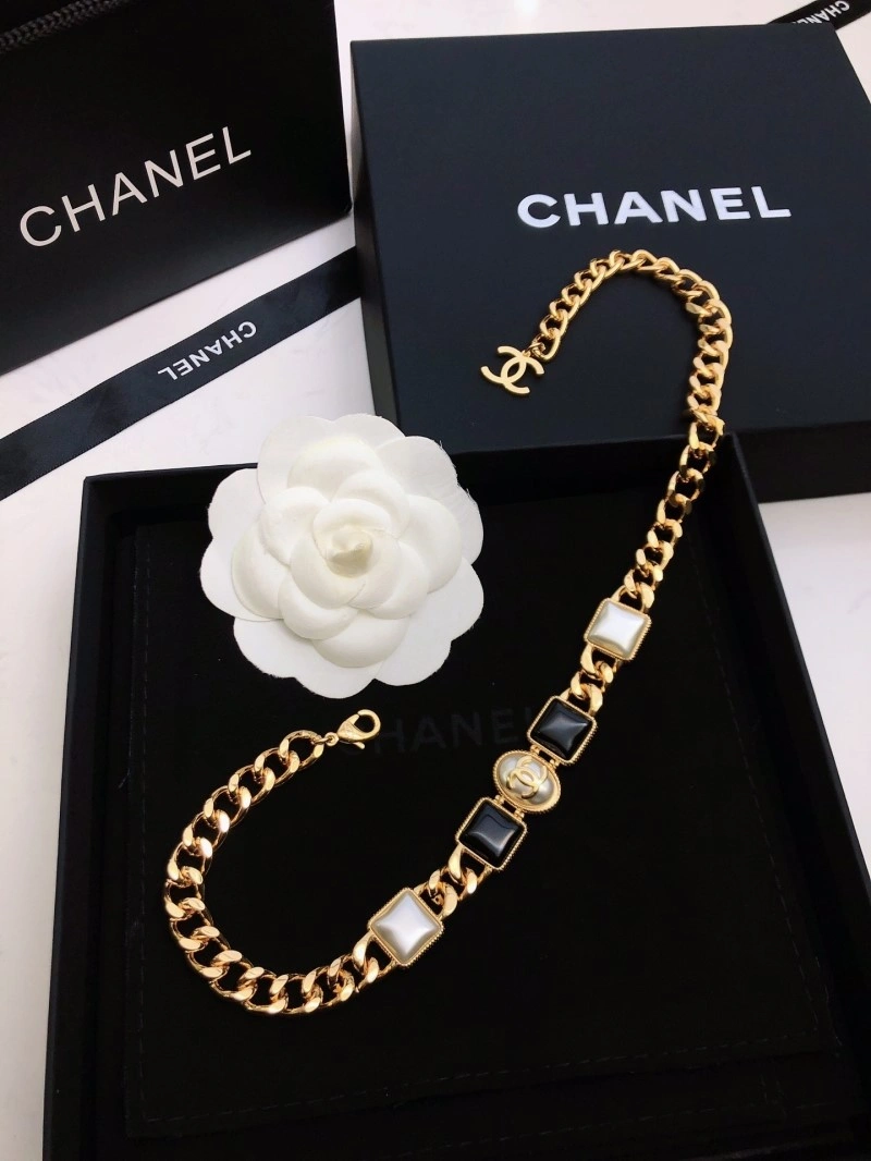 Comfortable Chanel Necklaces 220614