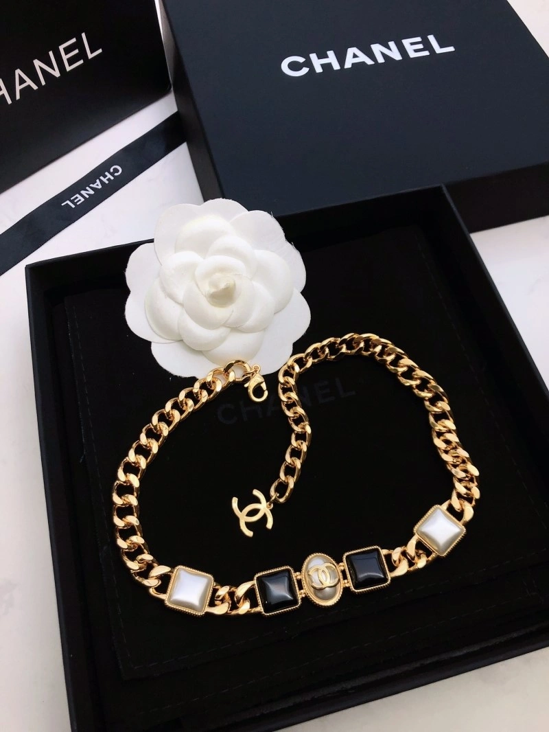 Comfortable Chanel Necklaces 220614