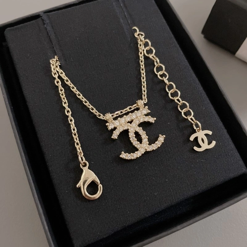 Attractive Chanel Necklaces 220589