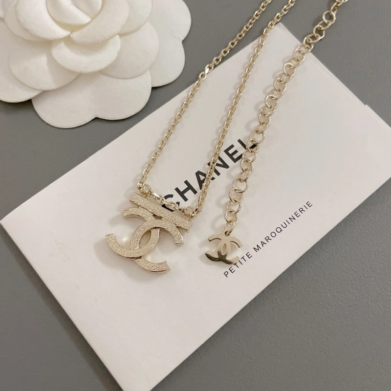 Attractive Chanel Necklaces 220589