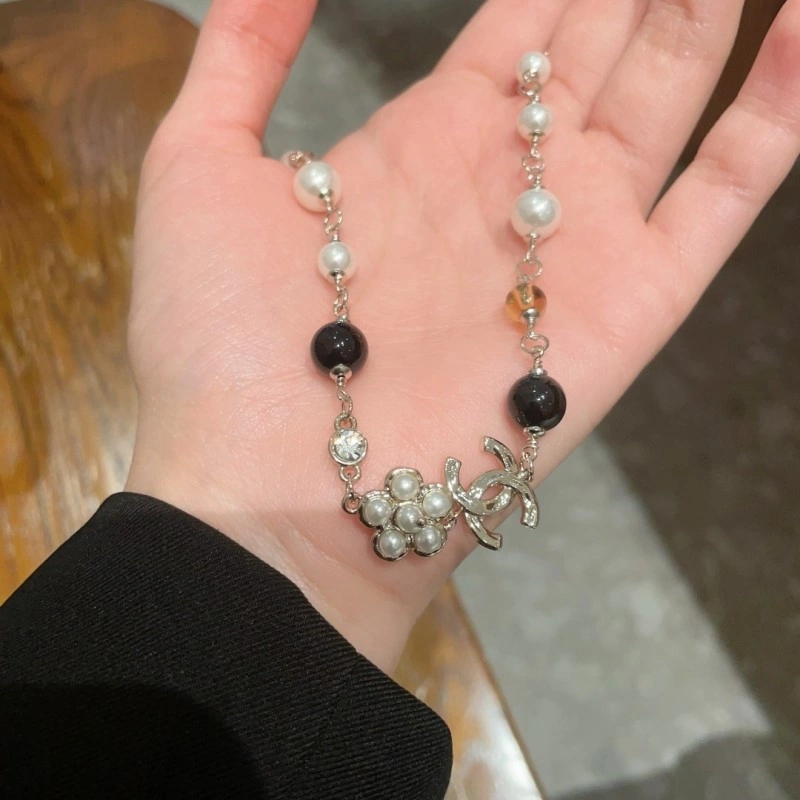 Chanel Necklaces Supportive 220591