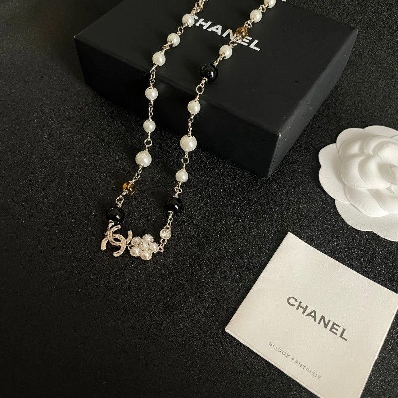 Chanel Necklaces Supportive 220591