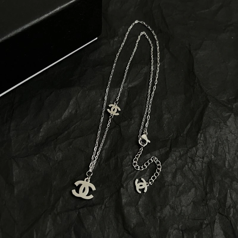 Stylish Chanel Necklaces 220661