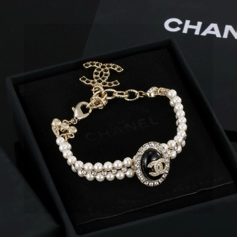 Chanel Necklaces Lightweight 220578