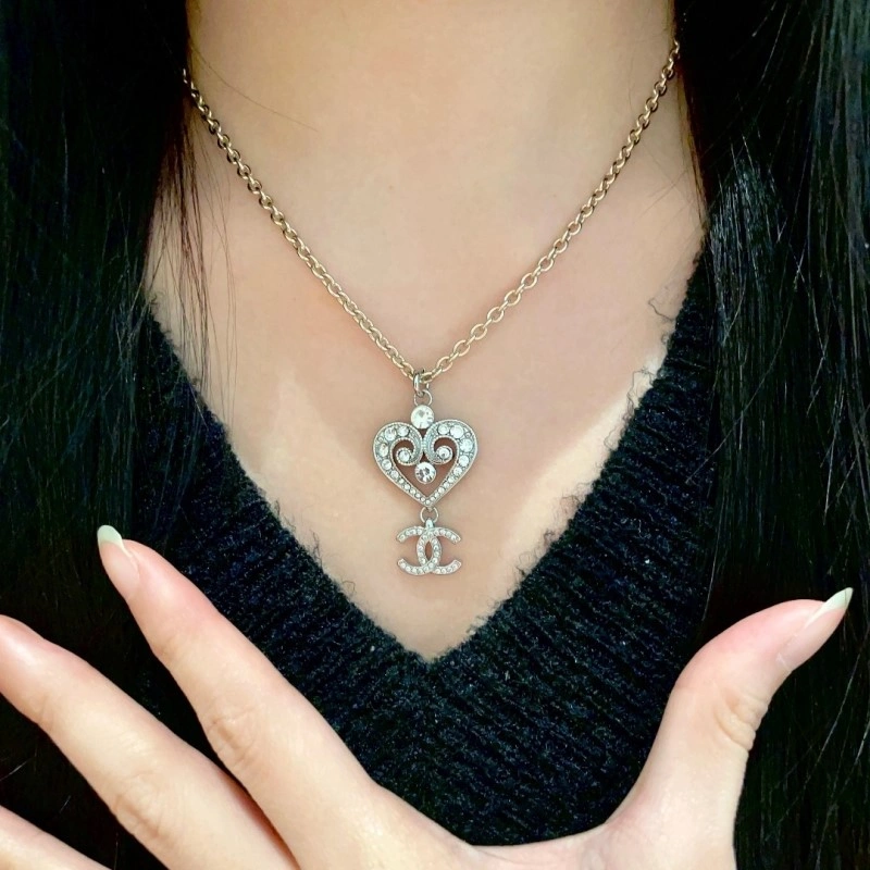 AllSeason Chanel Necklaces 220586