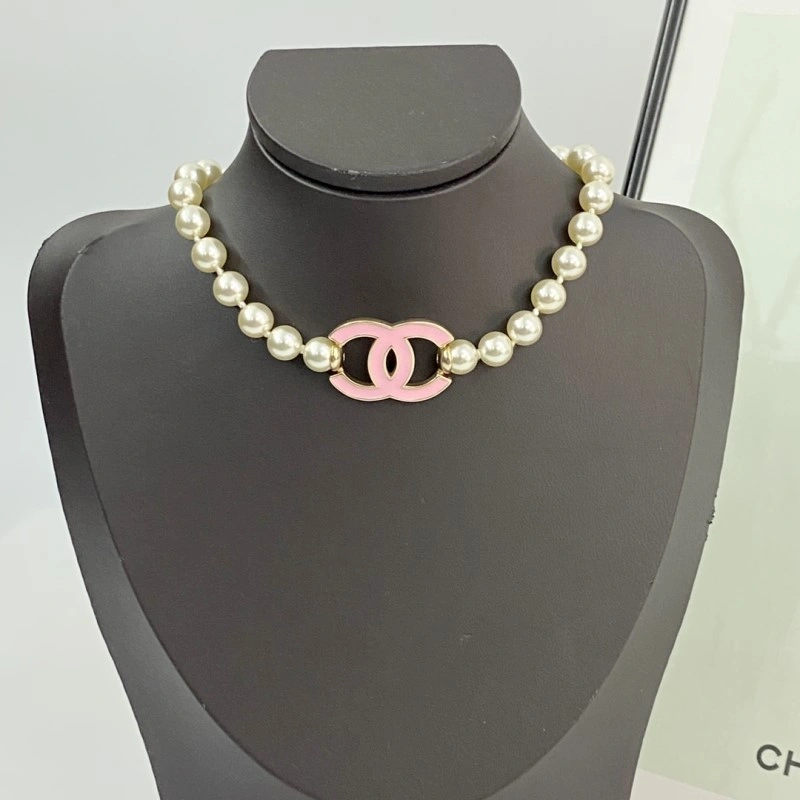 Youthful Chanel Necklaces 220557