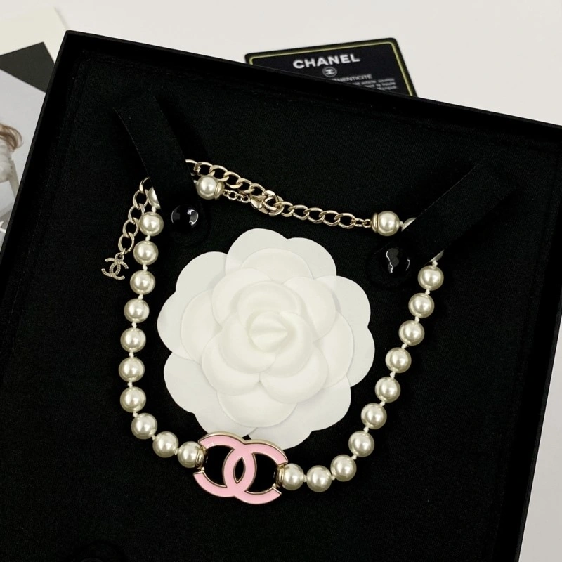 Youthful Chanel Necklaces 220557