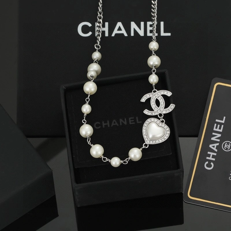 Comfortable Chanel Necklaces 220544