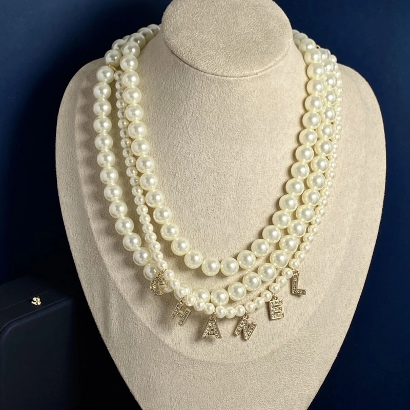 Stylish Chanel Necklaces 220540