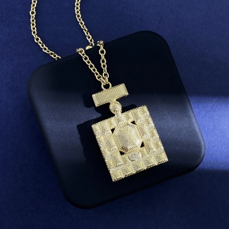 Soft Chanel Necklaces 220528
