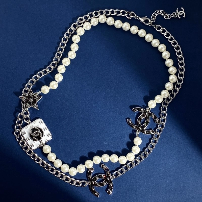 Chanel Necklaces Contemporary 220535