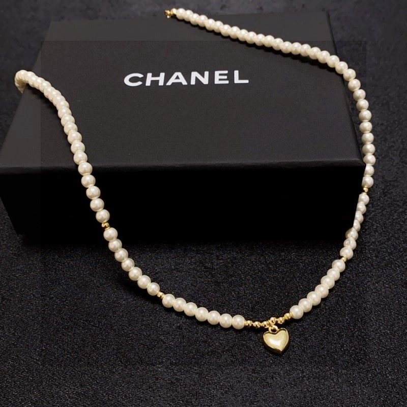 Chic Chanel Necklaces 219236