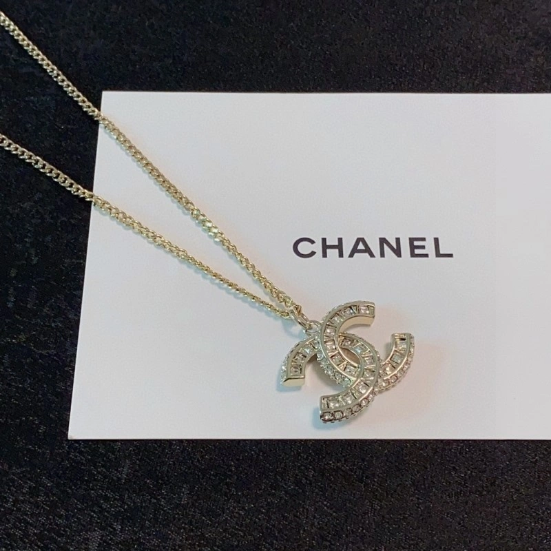 Chanel Necklaces WellDesigned 219256