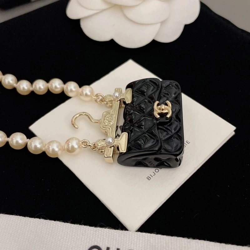 Chanel Necklaces UrbanChic 219238
