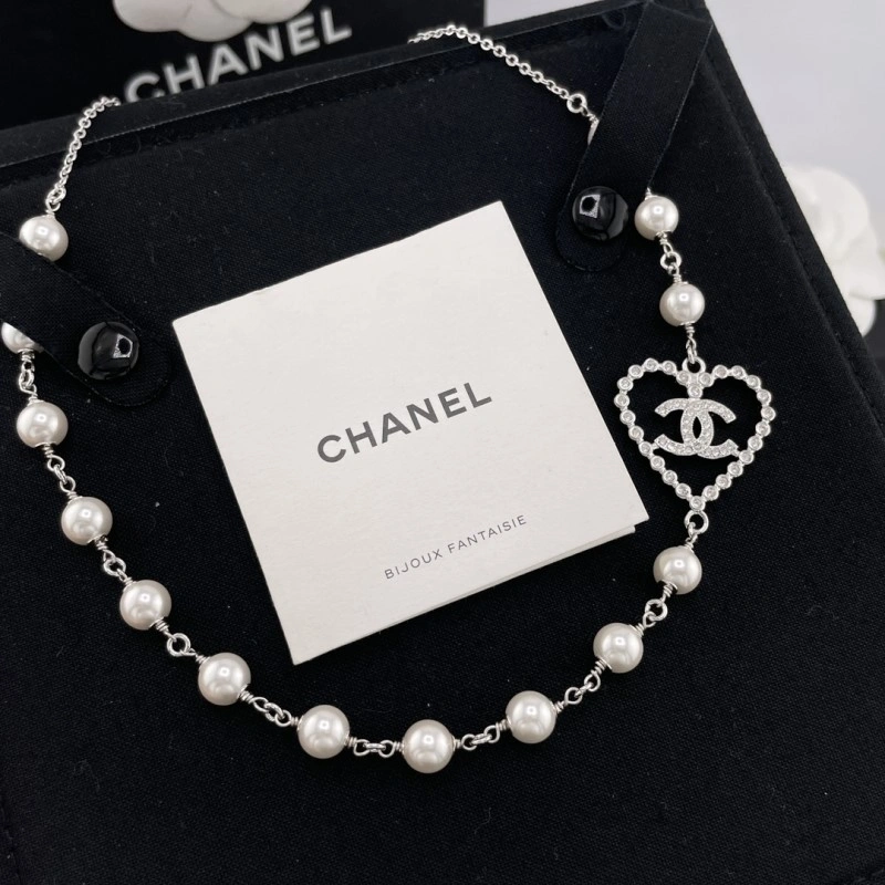 Chanel Necklaces Breathable 219222