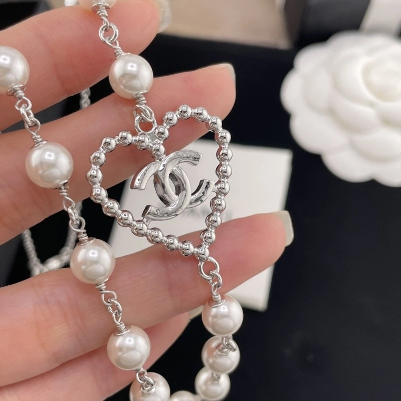 Chanel Necklaces Breathable 219222
