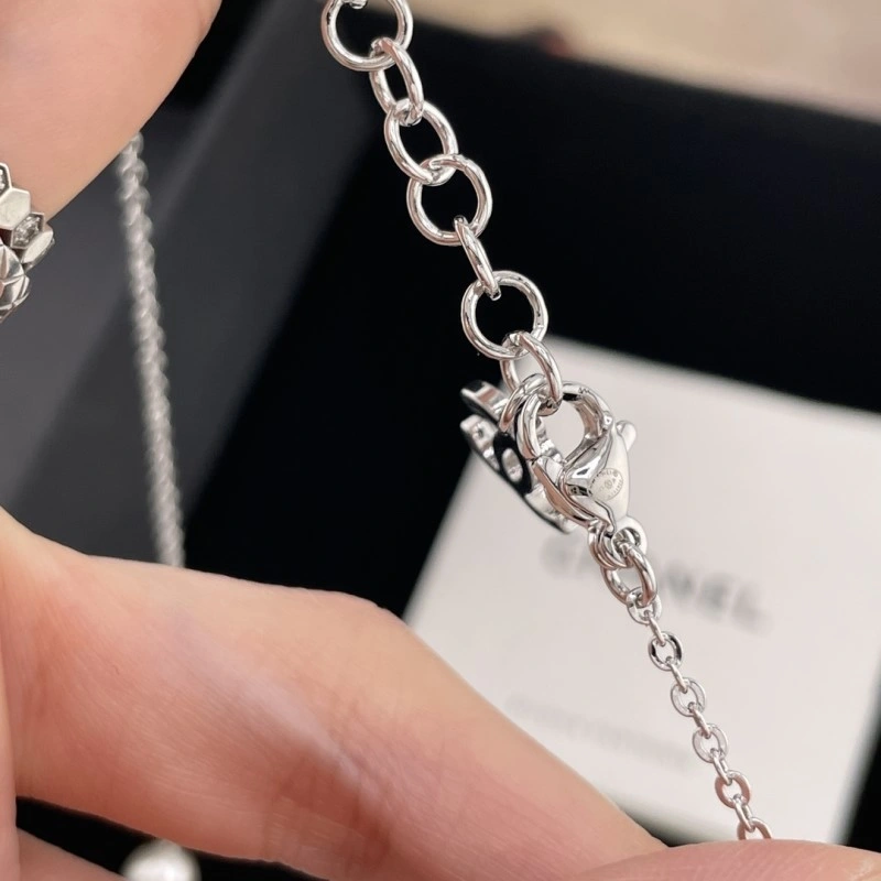 Chanel Necklaces Breathable 219222