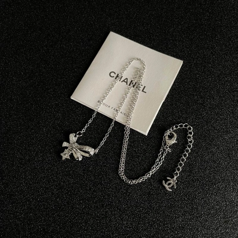 Stylish Chanel Necklaces 219298