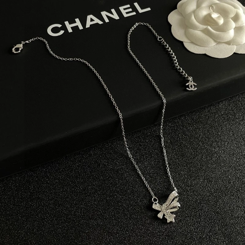Stylish Chanel Necklaces 219298