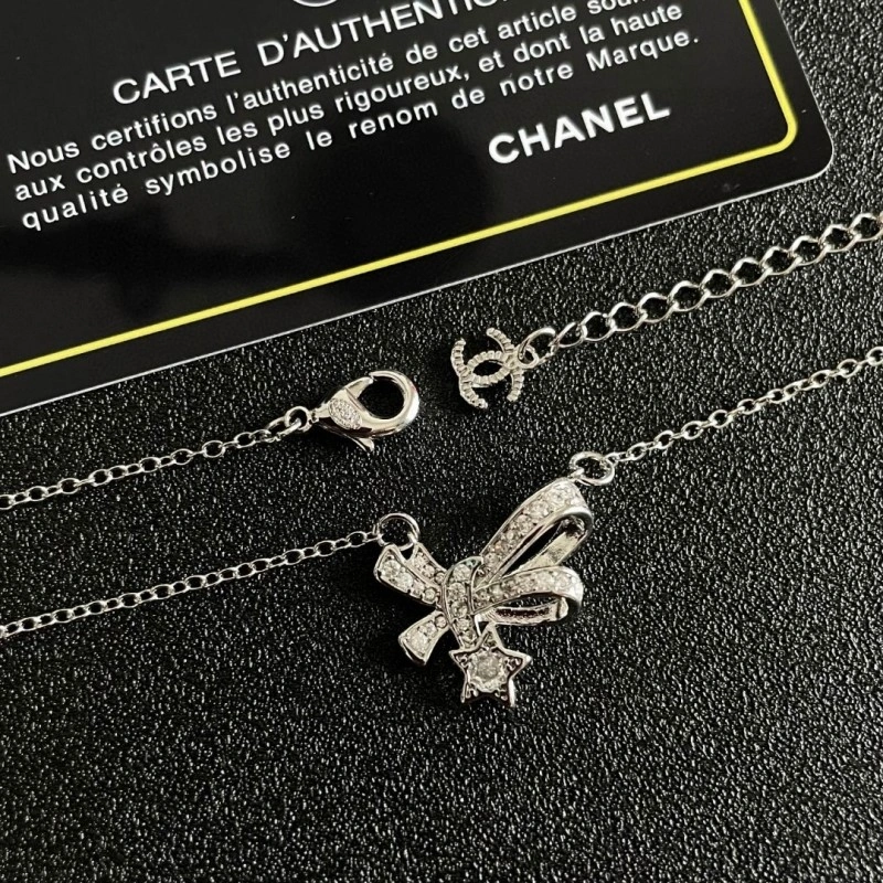 Stylish Chanel Necklaces 219298